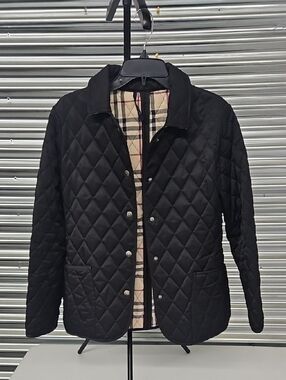 Burberry Black Quilted Lightweight Jacket with Plaid Lining